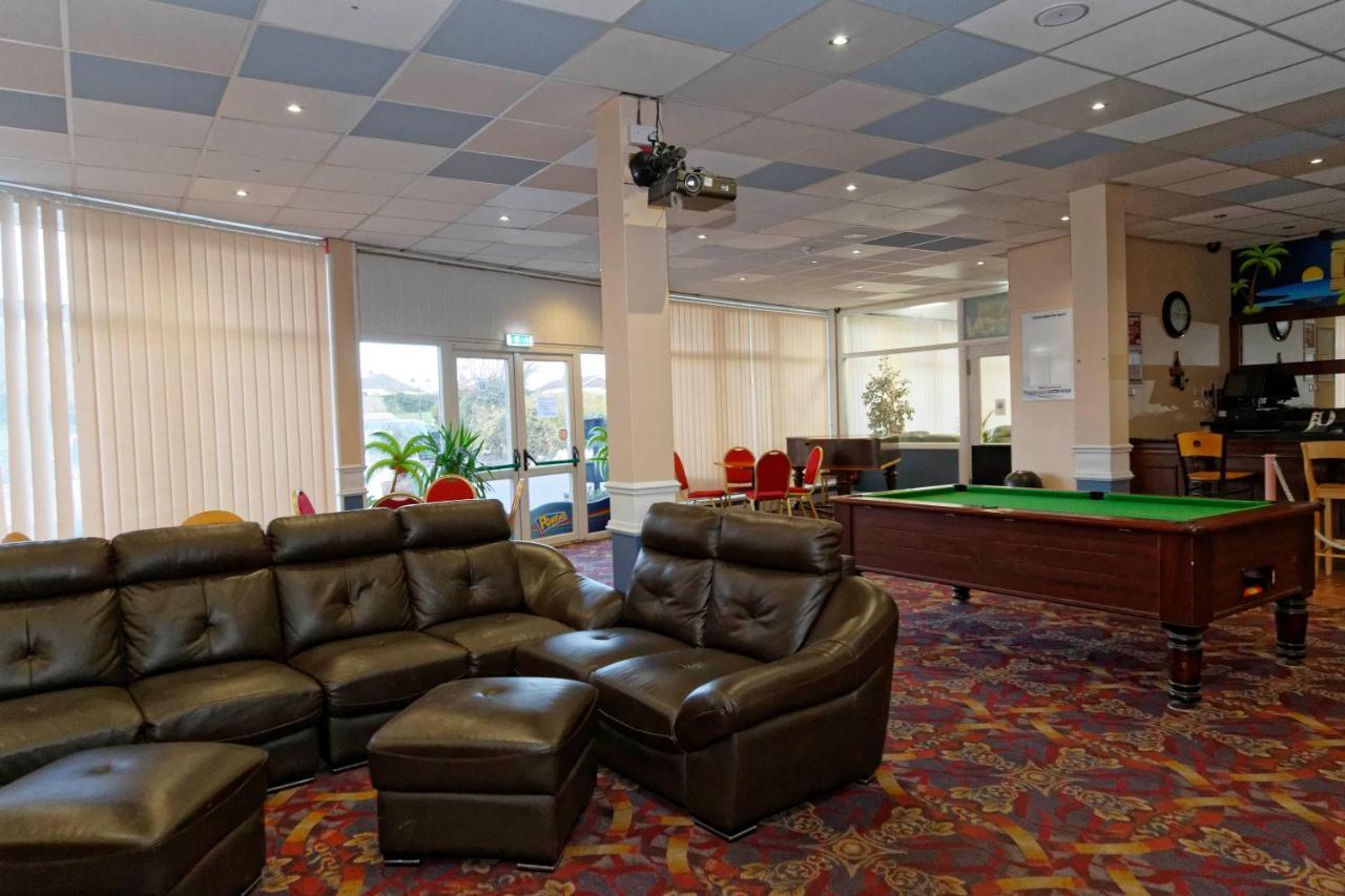 Sand Bay Holiday Village - Adults Only Уестън сюпър Меър Екстериор снимка