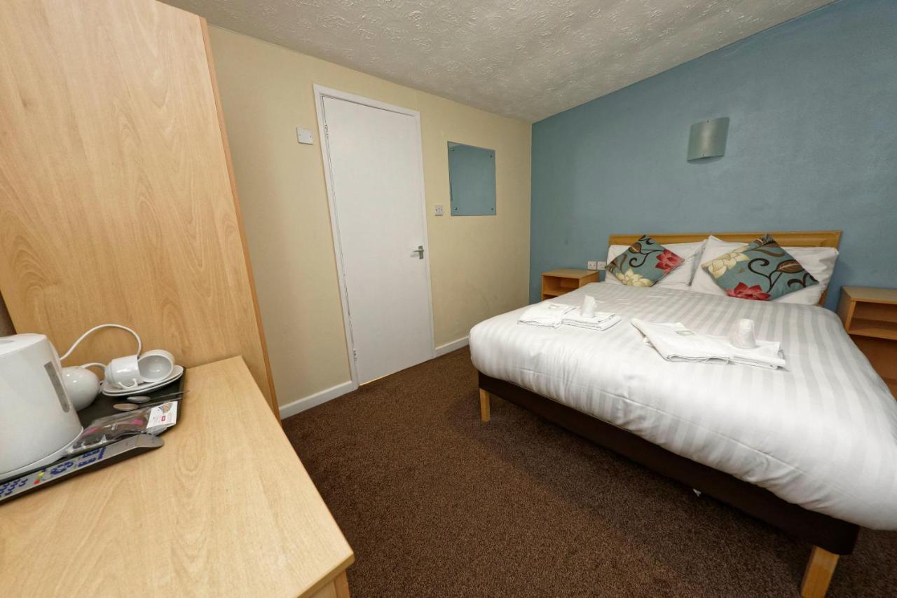 Sand Bay Holiday Village - Adults Only Уестън сюпър Меър Екстериор снимка