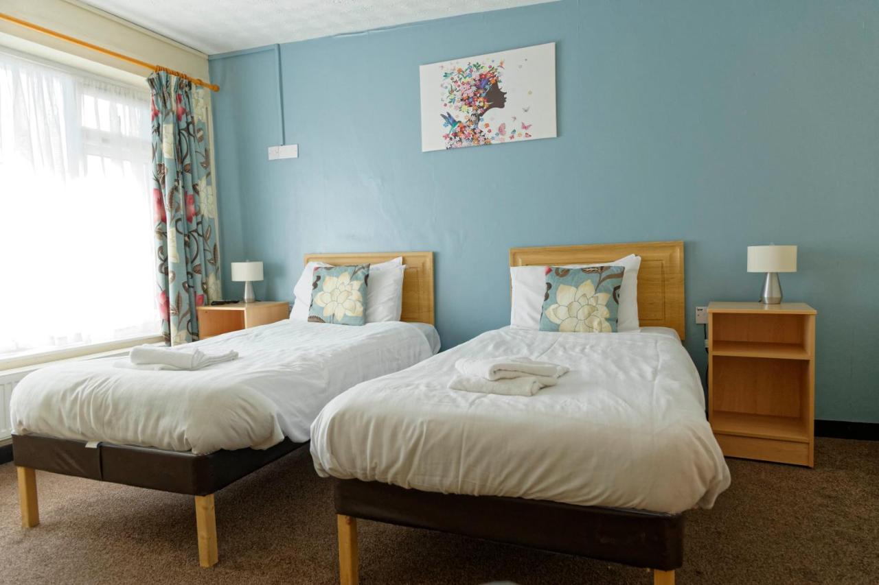 Sand Bay Holiday Village - Adults Only Уестън сюпър Меър Екстериор снимка