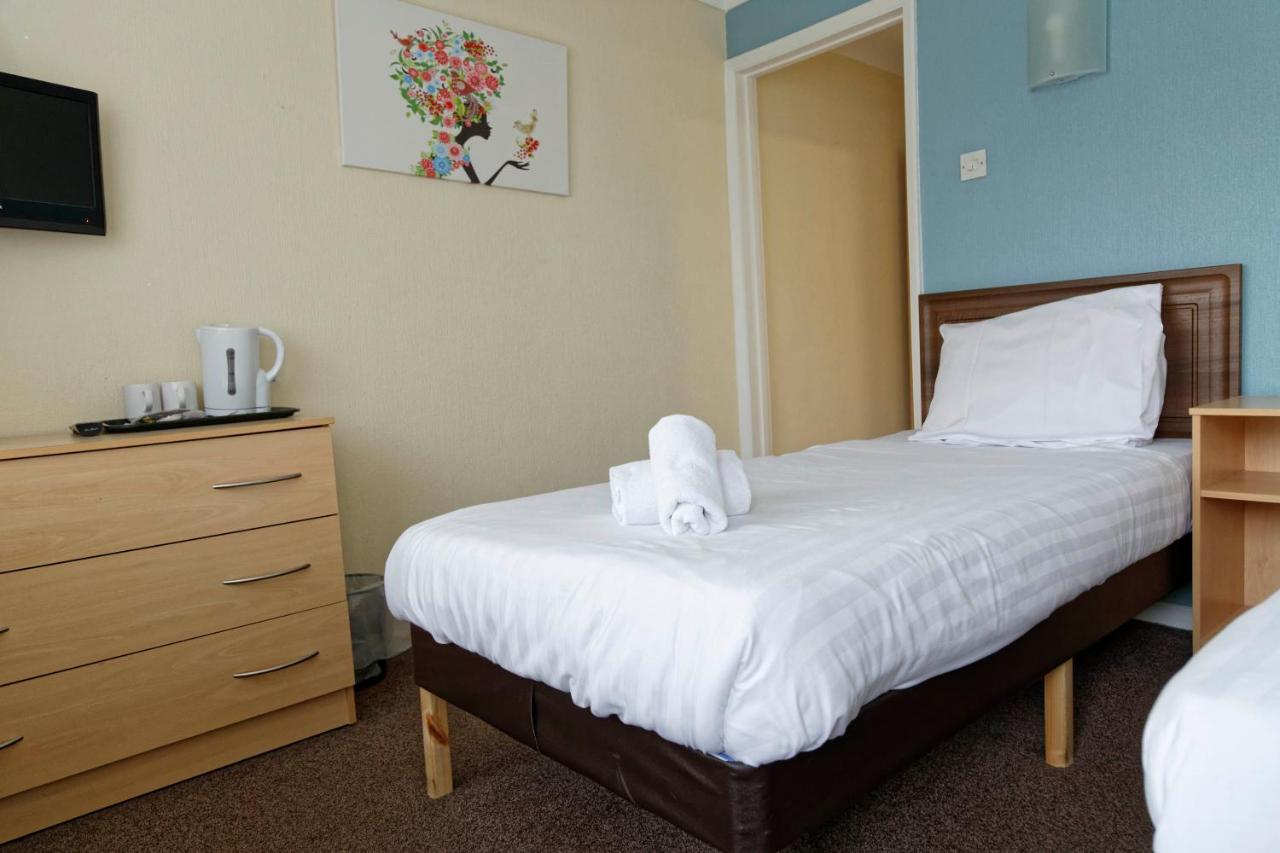 Sand Bay Holiday Village - Adults Only Уестън сюпър Меър Екстериор снимка